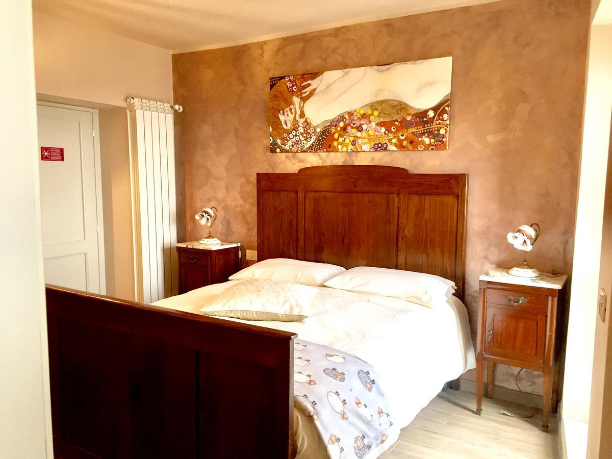 Il Borgo Antico Bed & Breakfast Rocca Massima Exterior photo